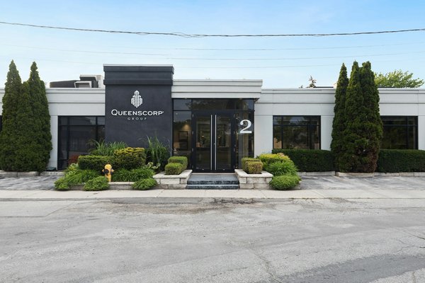 What are the specific financial steps UK expatriates should take before buying property upon returning?